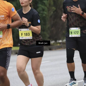 Runner Photo 8504216