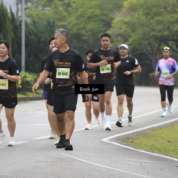Runner Photo 8504221