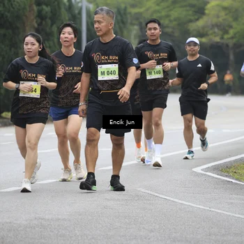 Runner Photo 8504222