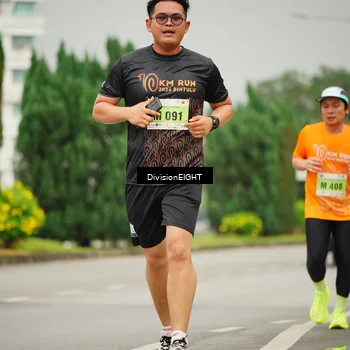 Runner Photo 8504243