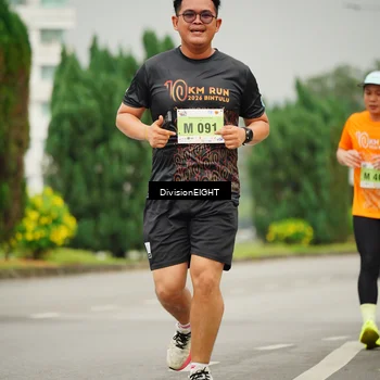 Runner Photo 8504250