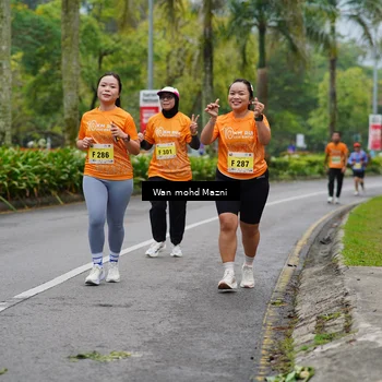 Runner Photo 8504254