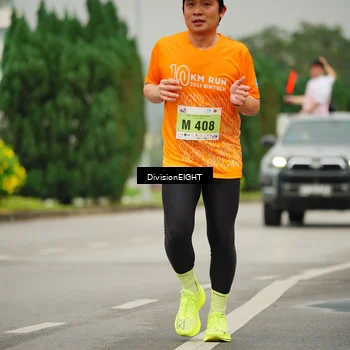 Runner Photo 8504308