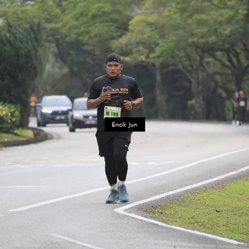 Runner Photo 8504328