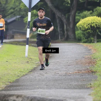 Runner Photo 8504357