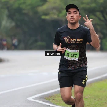 Runner Photo 8504375