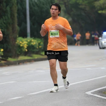 Runner Photo 8504416