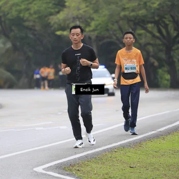 Runner Photo 8504430