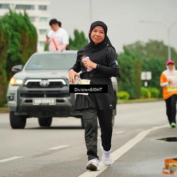Runner Photo 8504437