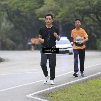 Runner Photo 8504439