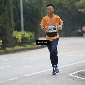 Runner Photo 8504442