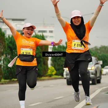 Runner Photo 8504465