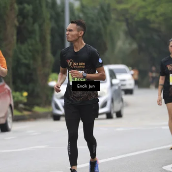 Runner Photo 8504484