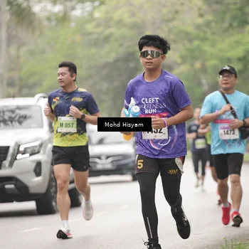 Runner Photo 8504580
