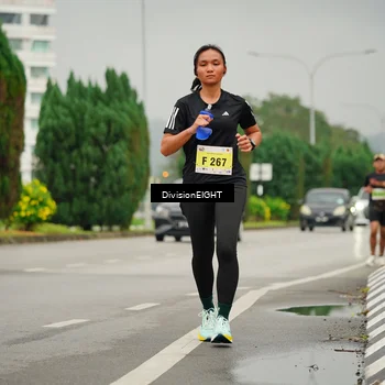 Runner Photo 8504612