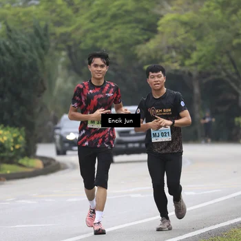 Runner Photo 8504630