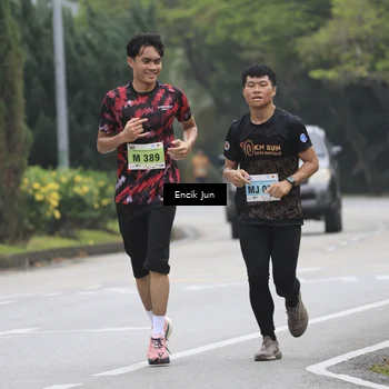 Runner Photo 8504632