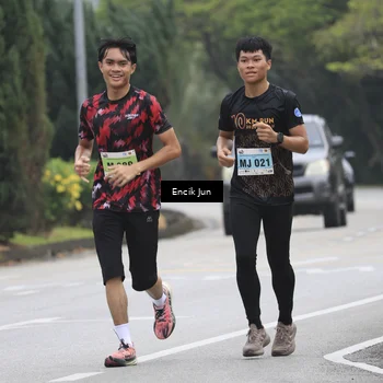 Runner Photo 8504641
