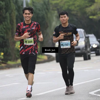 Runner Photo 8504647