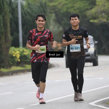 Runner Photo 8504648
