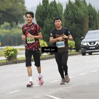 Runner Photo 8504667
