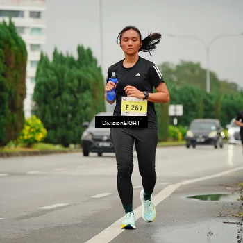 Runner Photo 8504668