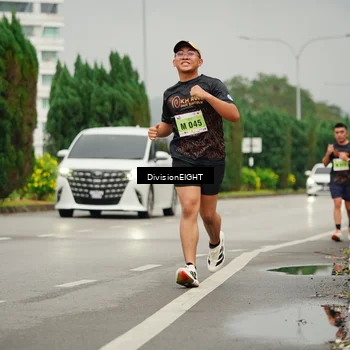 Runner Photo 8504675