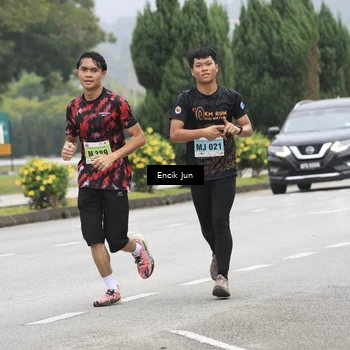 Runner Photo 8504683