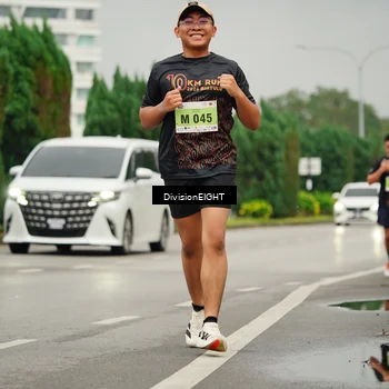 Runner Photo 8504688