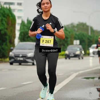 Runner Photo 8504692
