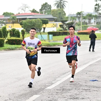 Runner Photo 8504702