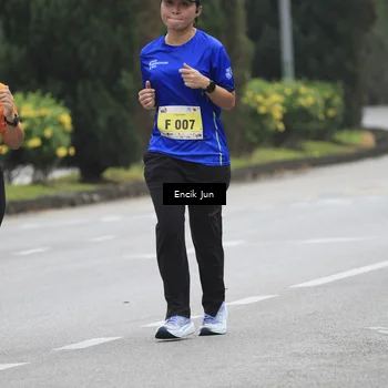 Runner Photo 8504710