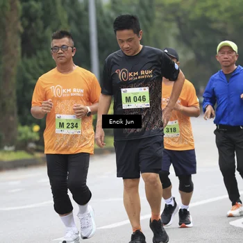 Runner Photo 8504716
