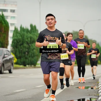 Runner Photo 8504731