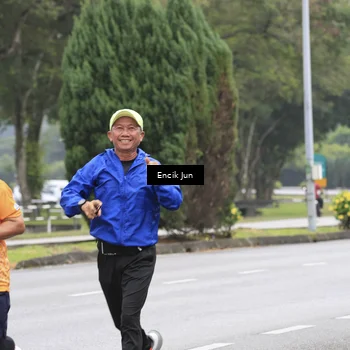 Runner Photo 8504736