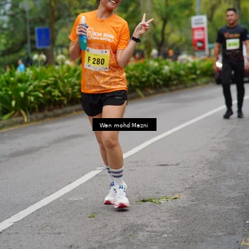 Runner Photo 8504739