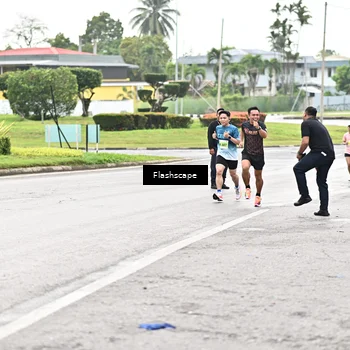 Runner Photo 8504741