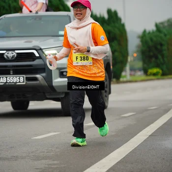 Runner Photo 8504810