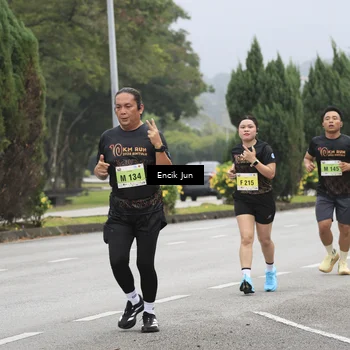 Runner Photo 8504834