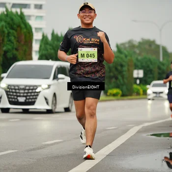 Runner Photo 8504858