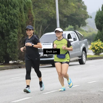 Runner Photo 8504899