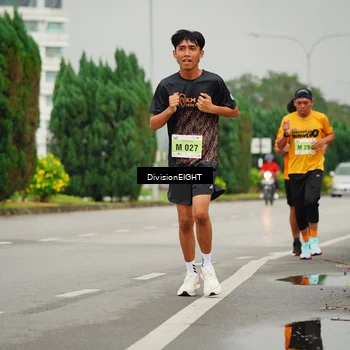Runner Photo 8504918