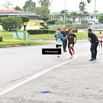 Runner Photo 8504924