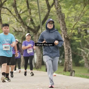 Runner Photo 8504925