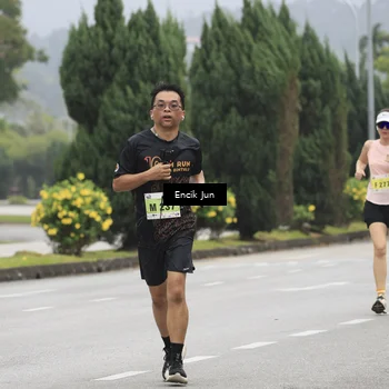 Runner Photo 8504927