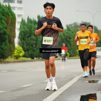 Runner Photo 8504931