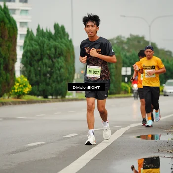 Runner Photo 8504957