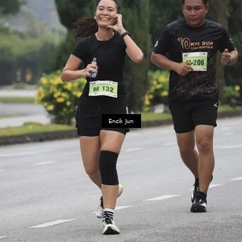 Runner Photo 8504991