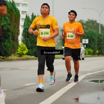 Runner Photo 8505001