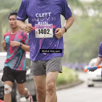 Runner Photo 8505002